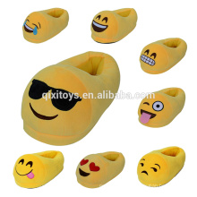 Vente chaude drôle Emoji chambre pantoufles en gros